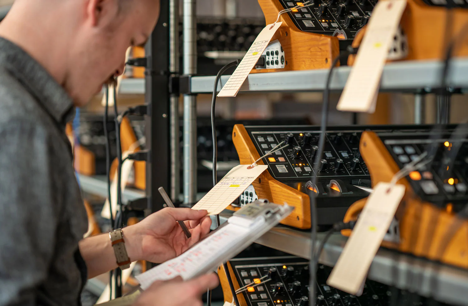 Moog Subsequent 25 Compact Paraphonic Analogue Synthesizer - Image 9