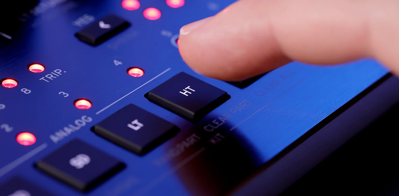 KORG Drumlogue Hybrid Drum Machine - Image 6