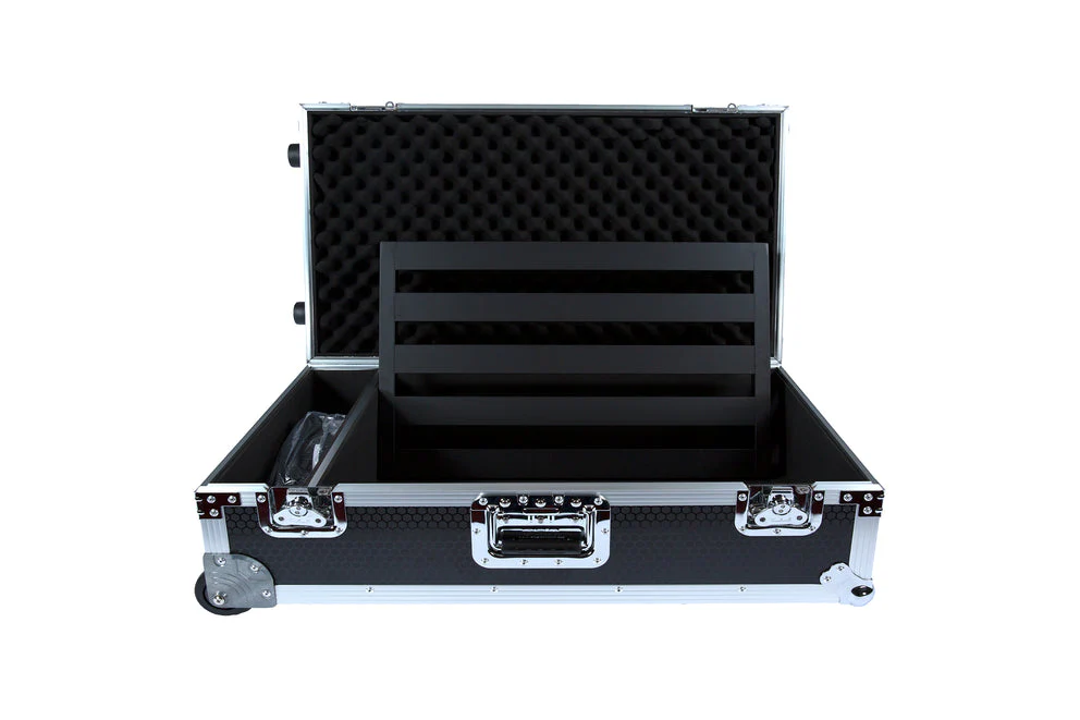 Pedaltrain Classic 3 Tour Case Wheeled Tour Case in Black Honeycomb Finish - Image 2