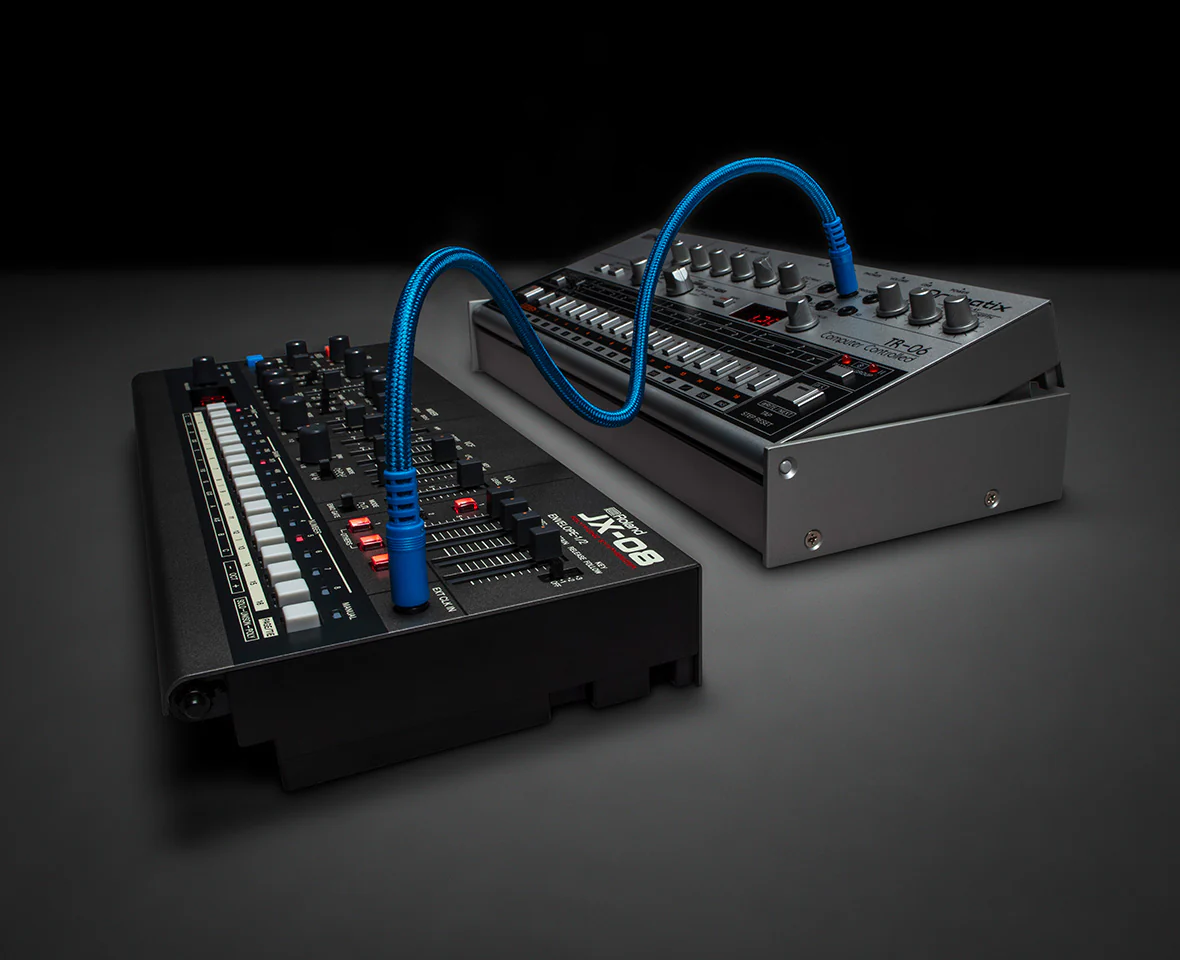 Roland JX-08 Synthesiser - Image 5