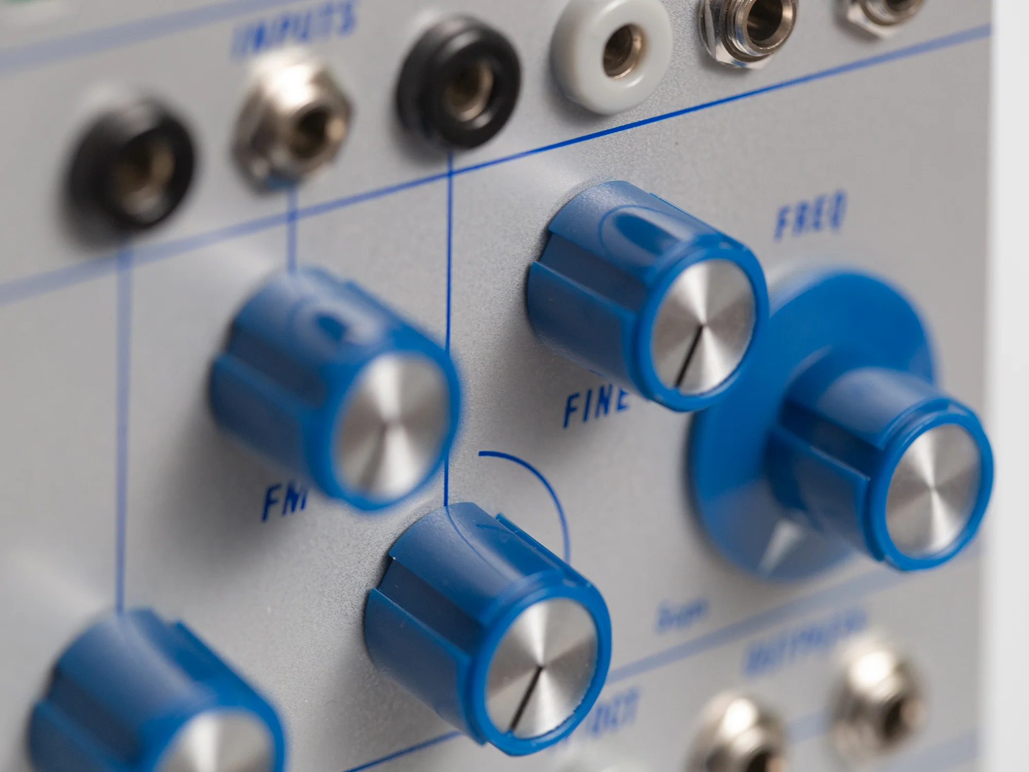 Tiptop Audio Buchla Model 258t Dual Oscillator - Image 2