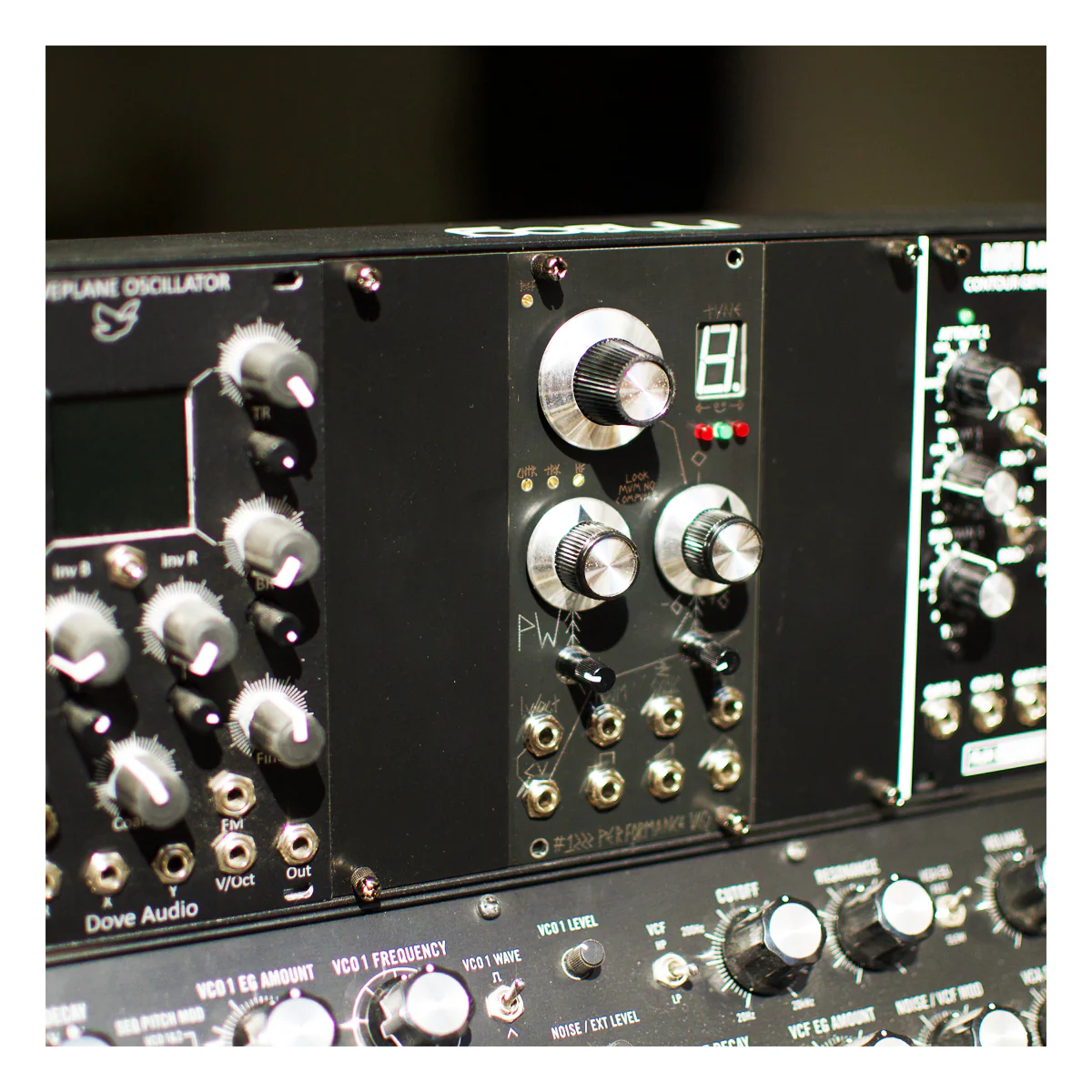 Look Mum No Computer 1222 Performance VCO - Image 2