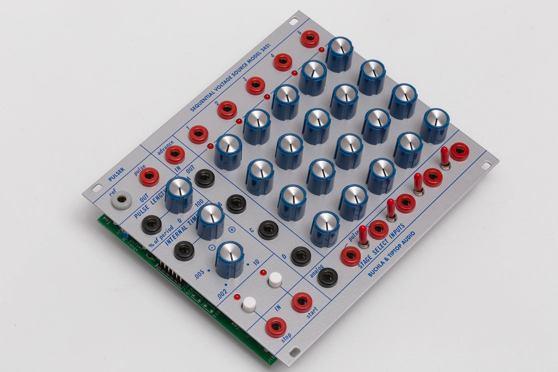 Tiptop Audio Buchla Model 245t Sequential Voltage Source - Image 4