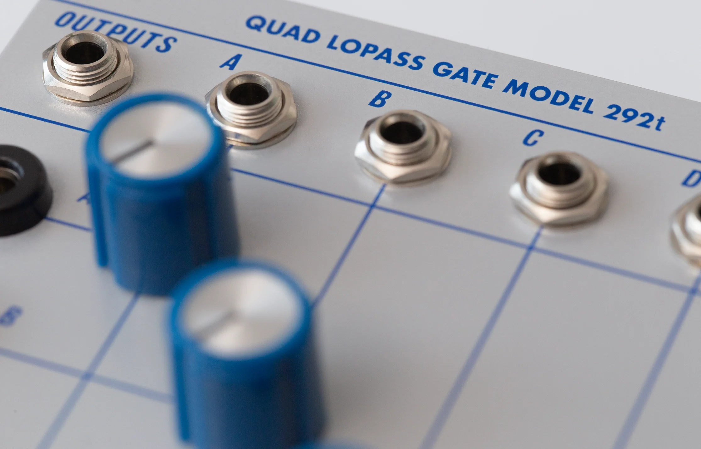 Tiptop Audio Buchla 292t Quad Lopass Gate - Image 6
