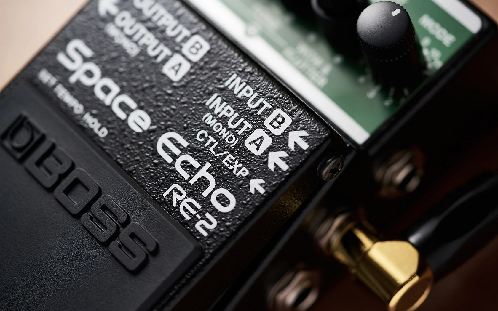 BOSS RE-2 Space Echo - Image 12