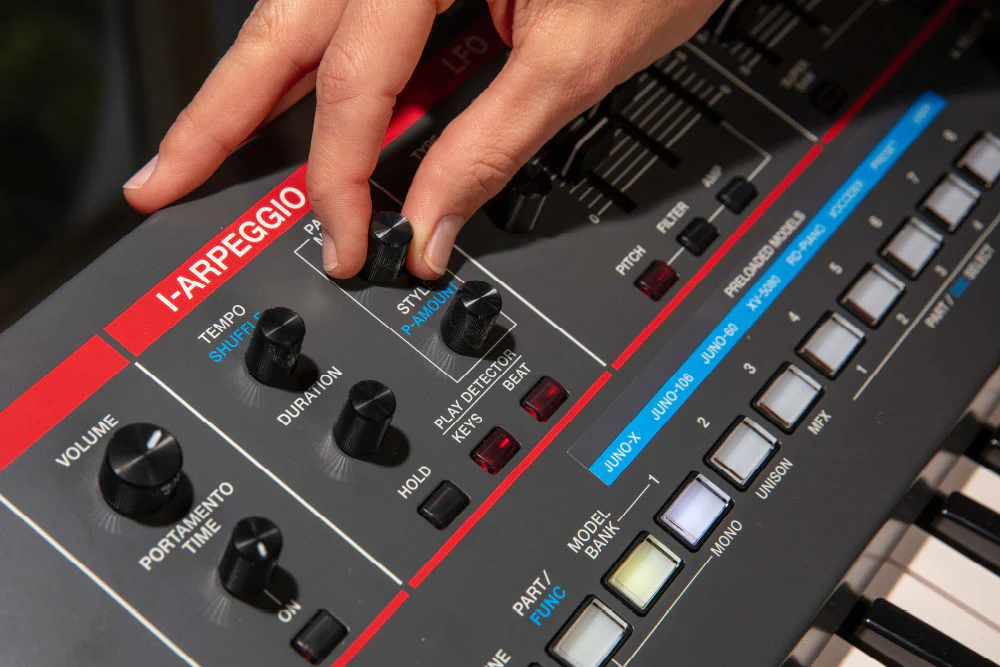 B Stock Roland JUNO-X 61-key Programmable Polyphonic Synthesizer - Image 10