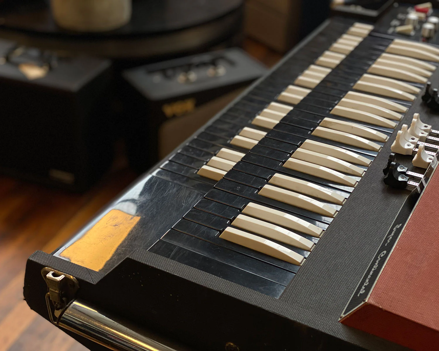 Vox V303E "Italian" Super Continental Organ - Image 17