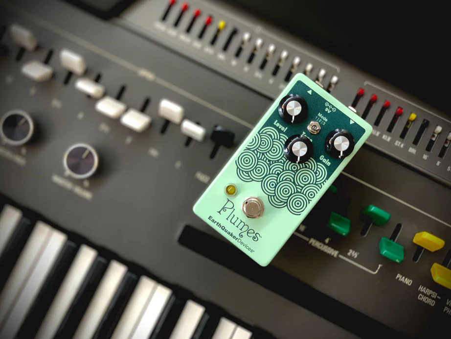 EarthQuaker Devices Plumes Small Signal Shredder - Found Sound Exclusive - 'Green on Green' - Image 2