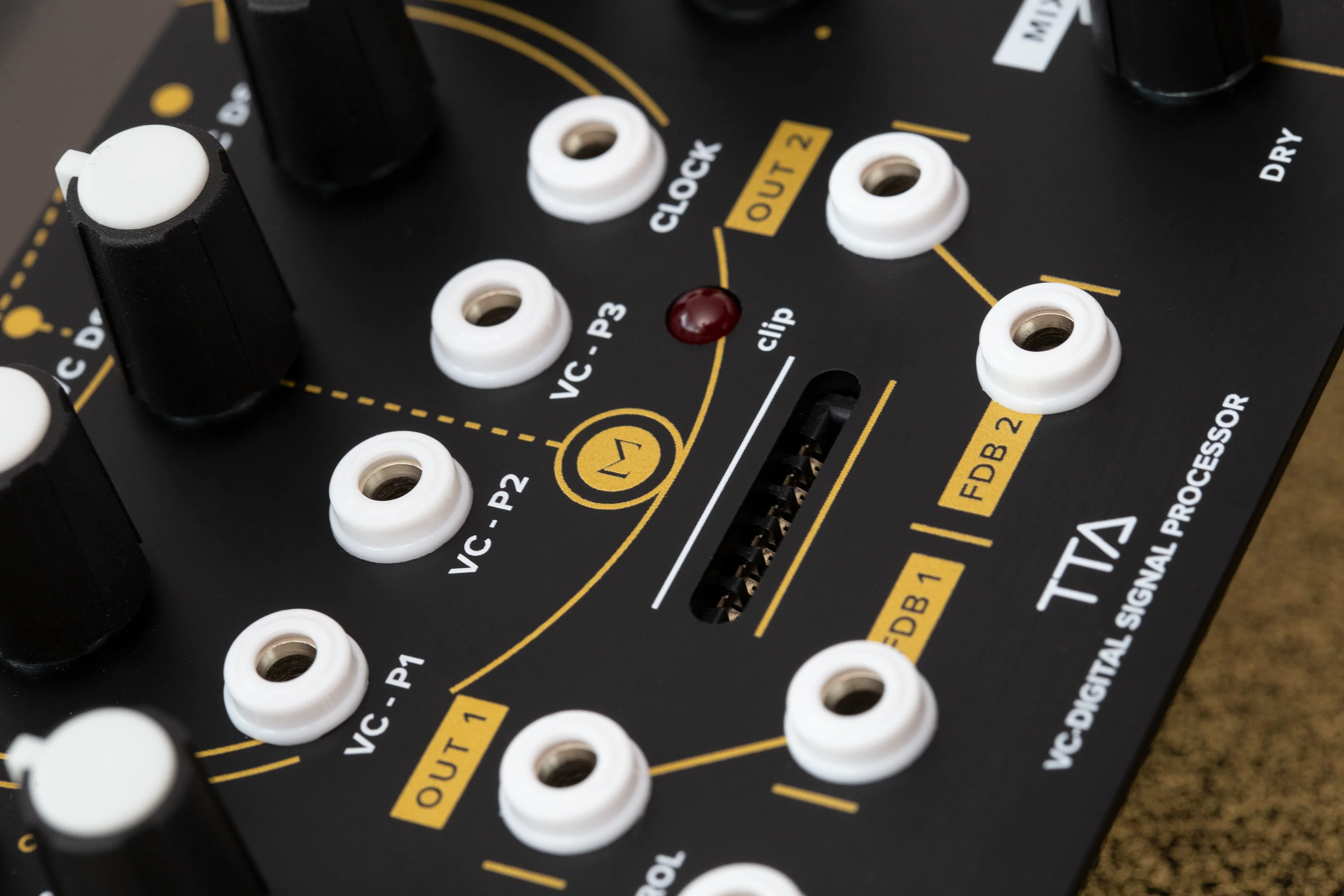 Tiptop Audio Z-DSP NS Voltage Controlled Signal Processor - Black - Image 4