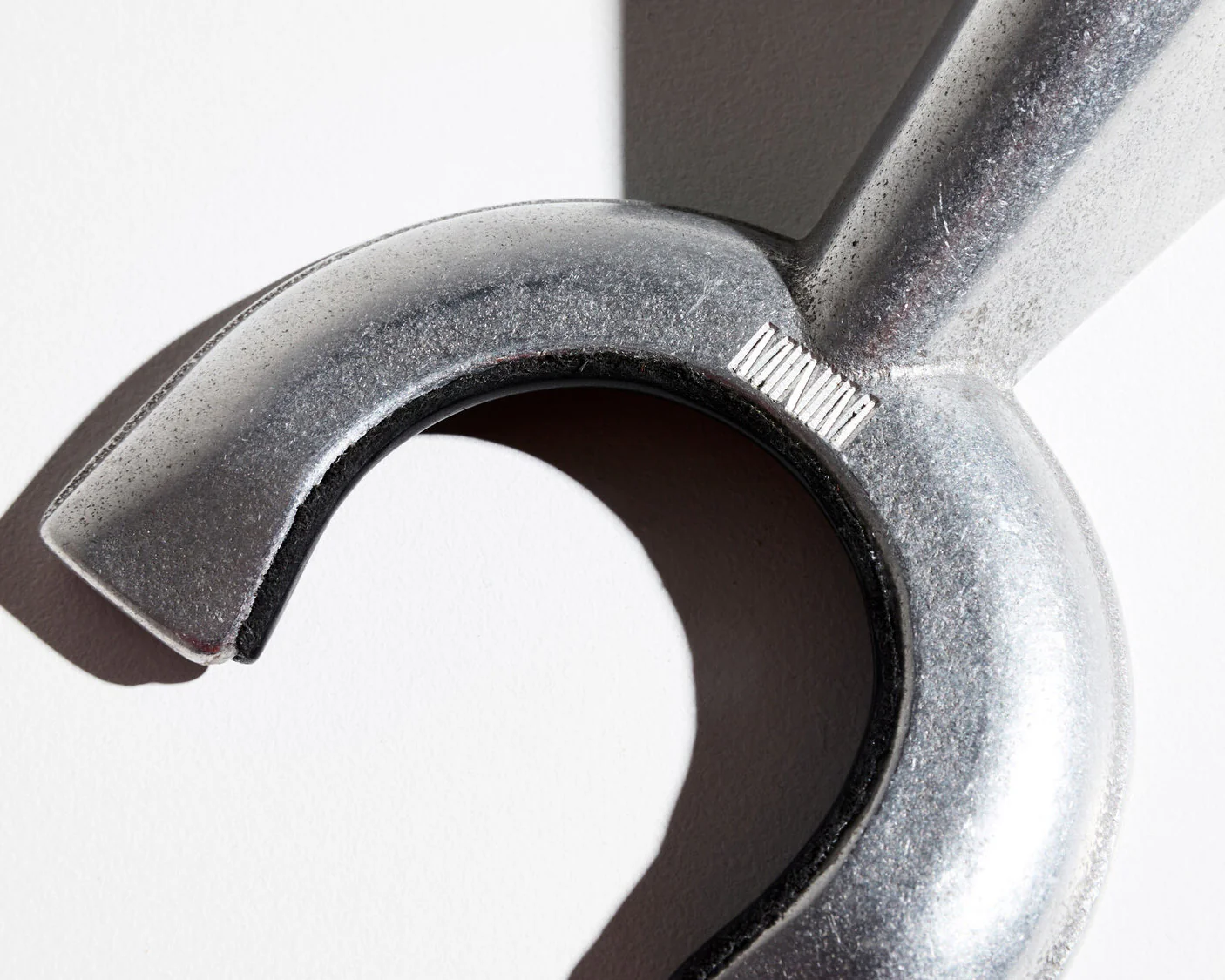 MINIM Aluminium & Black Leather Sandcast Hanger - Image 2