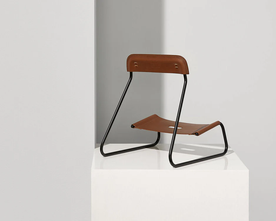 MINIM Sling Guitar Stand Tan Leather/Black Frame - Image 2