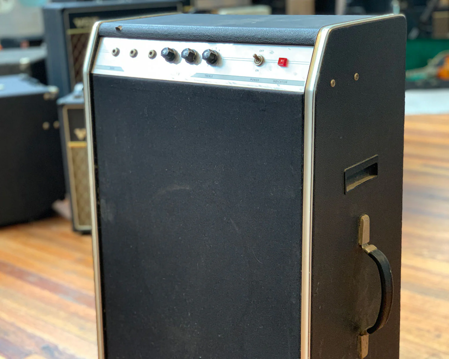 '70s Goldentone/Diason 'Tall Boy' 40 Watt 2x12" Combo - Image 3