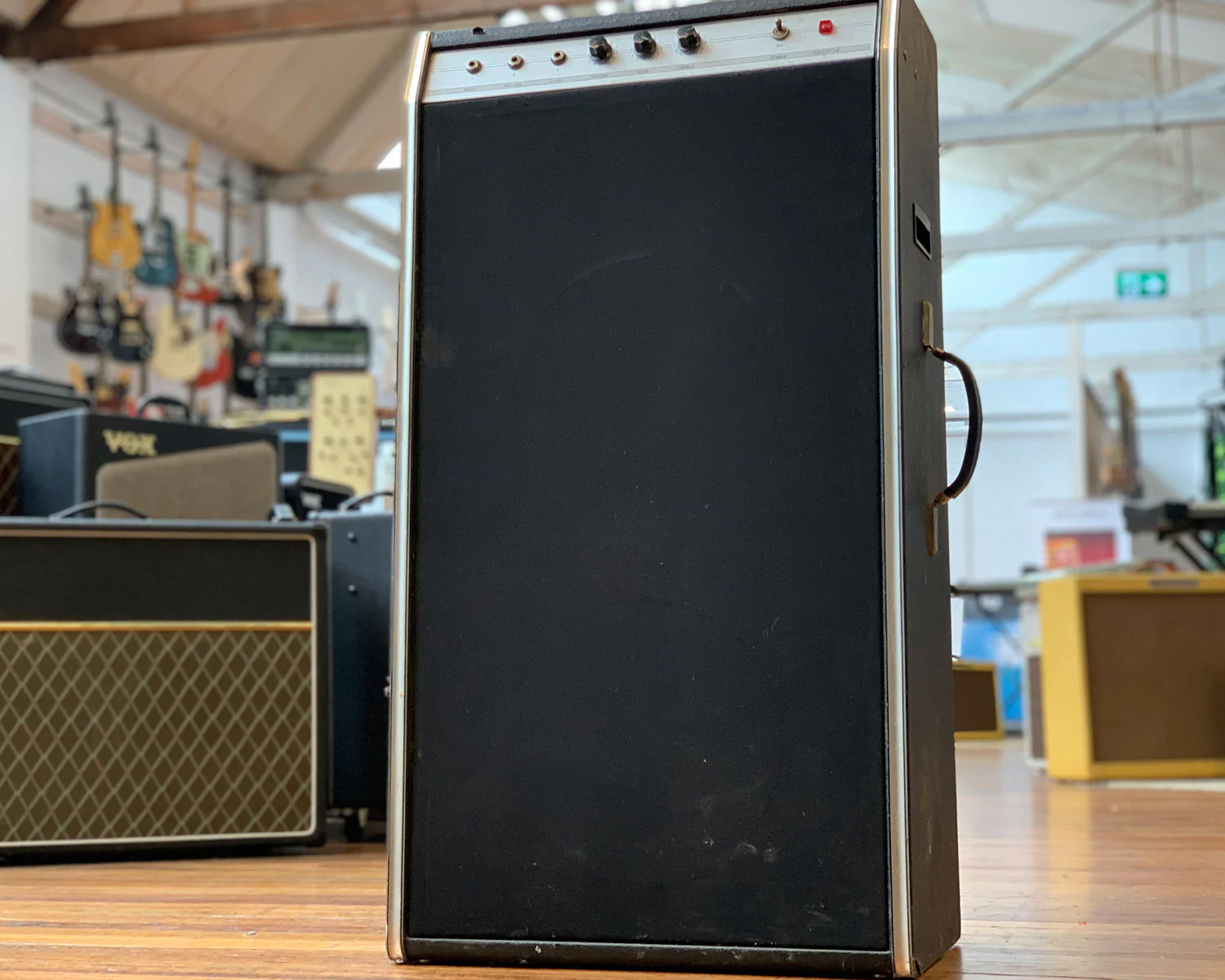 '70s Goldentone/Diason 'Tall Boy' 40 Watt 2x12" Combo - Image 5
