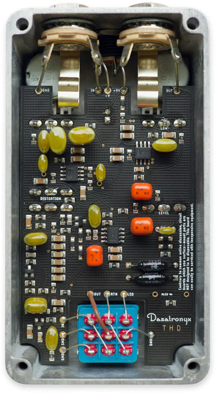 Dazatronyx THD Fuzz Distortion Pedal - Image 2
