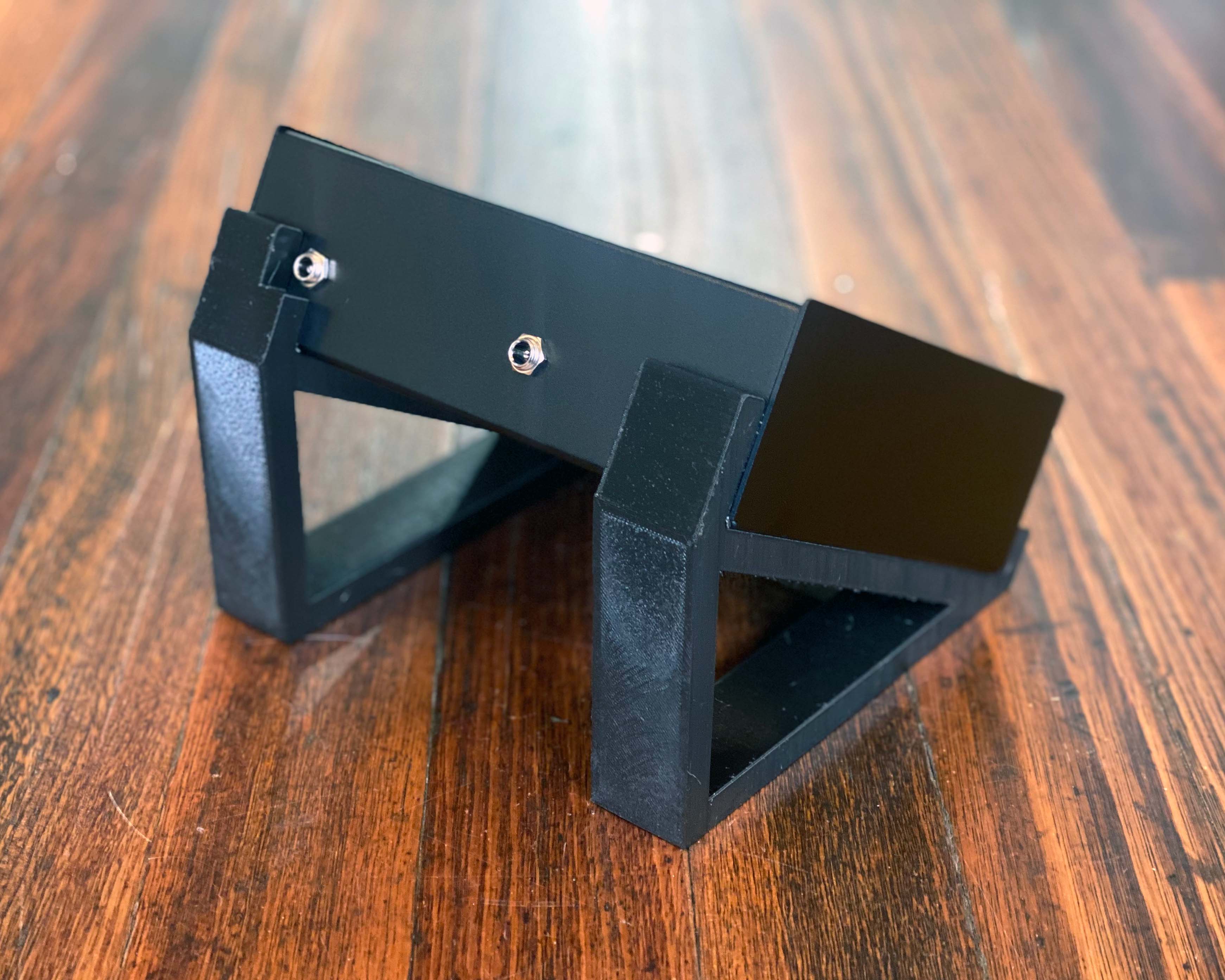 Black Legs Tilted Pod Stand - Image 2