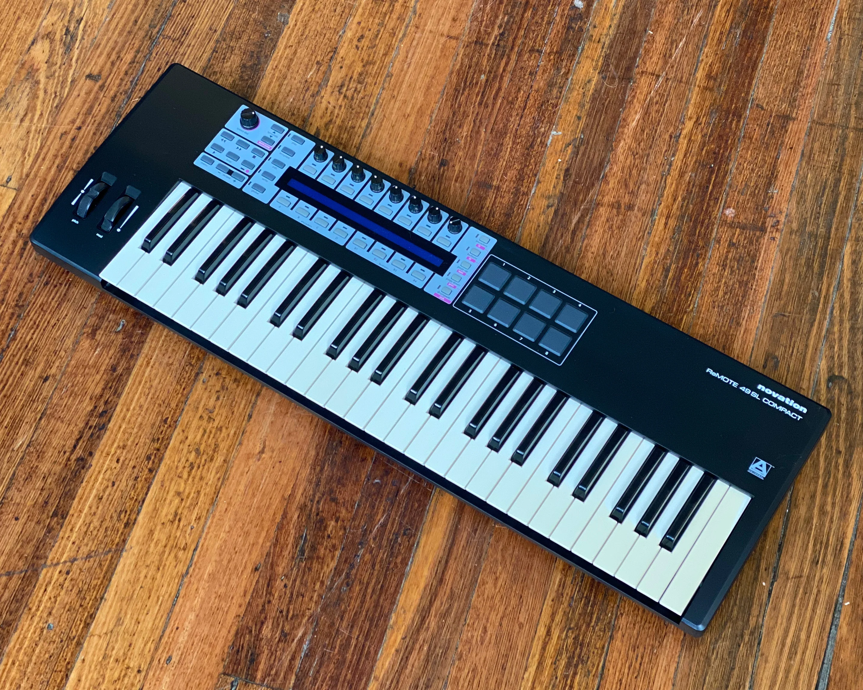 Novation ReMOTE 49 SL