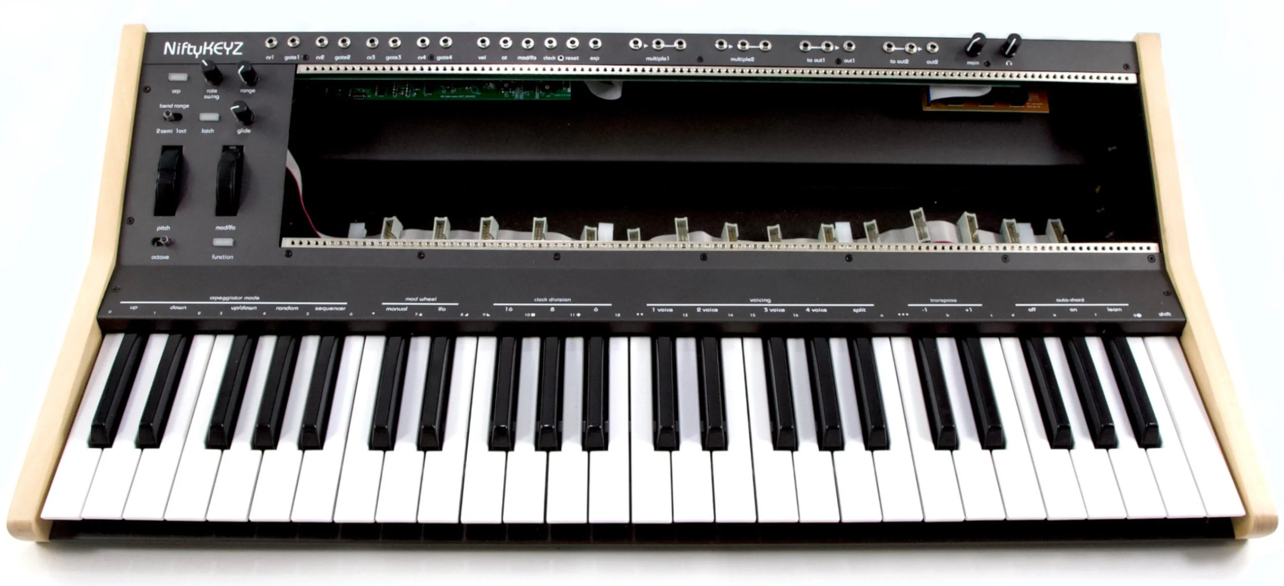 CRE8 AUDIO NiftyKEYZ Keyboard & Eurorack Case - Image 2