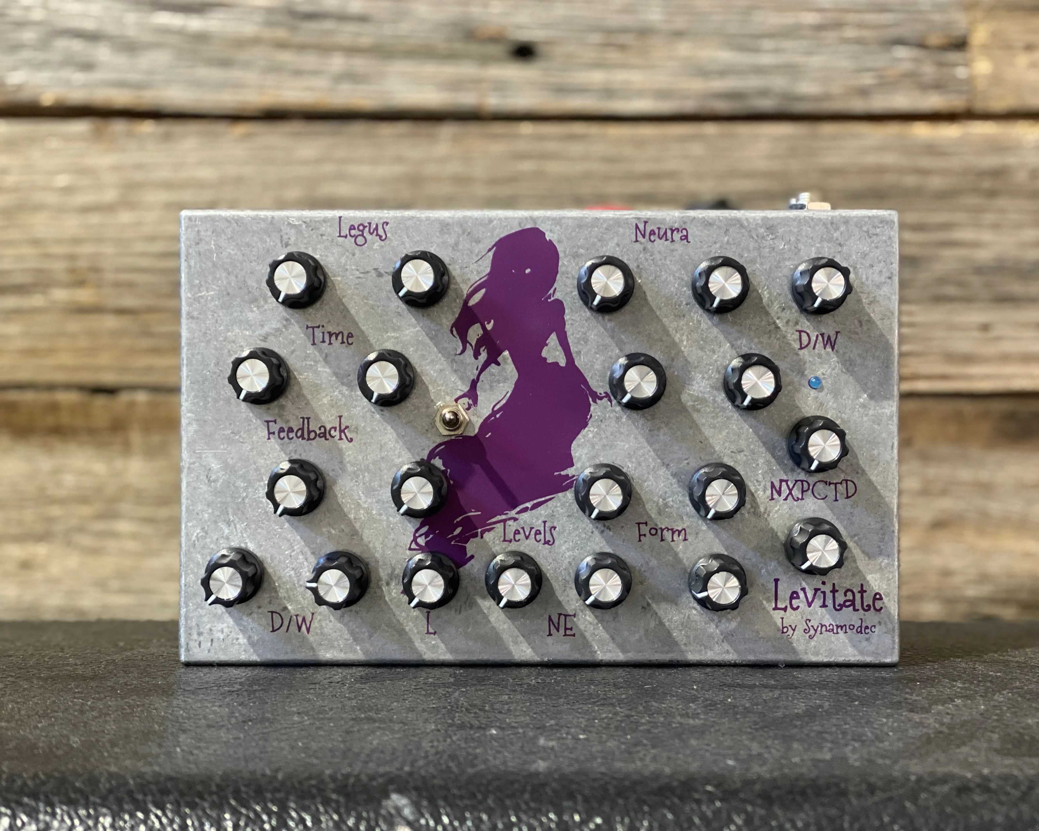 Synamodec Levitate Desktop Synthesizer