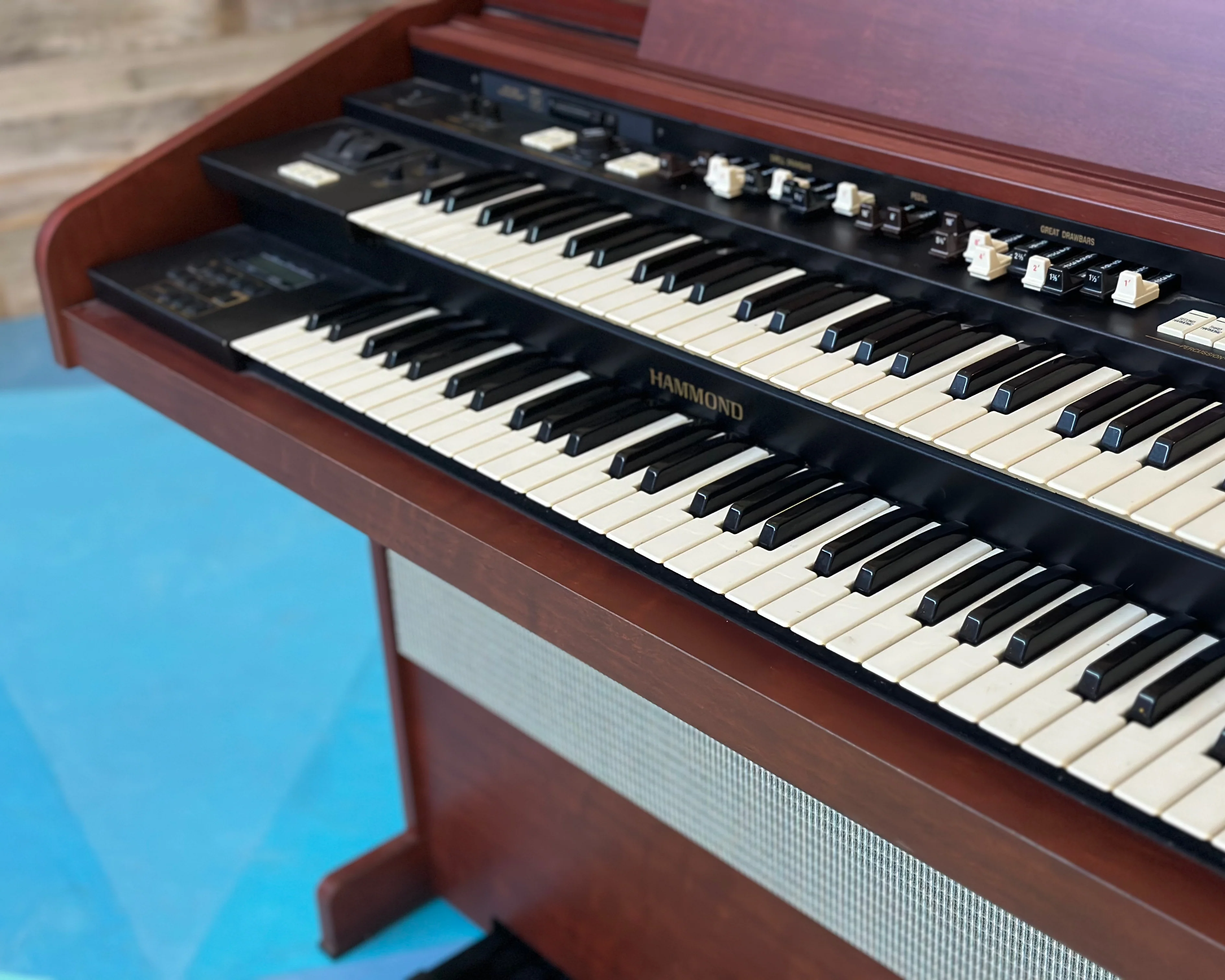 Hammond A-405SP Chapel Organ - Image 2