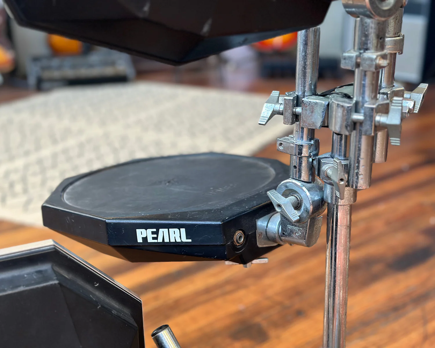 Pearl DRX-1 Drum w/ Original Pads - Image 10