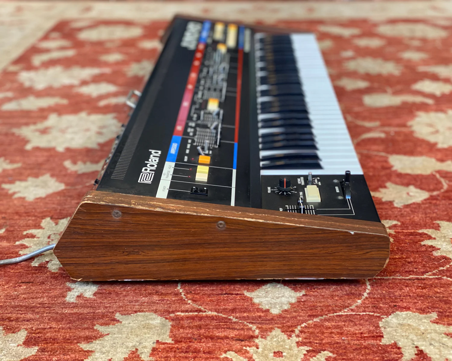 1983 Roland Juno 60 Six Voice Analogue Synthesizer - Image 4