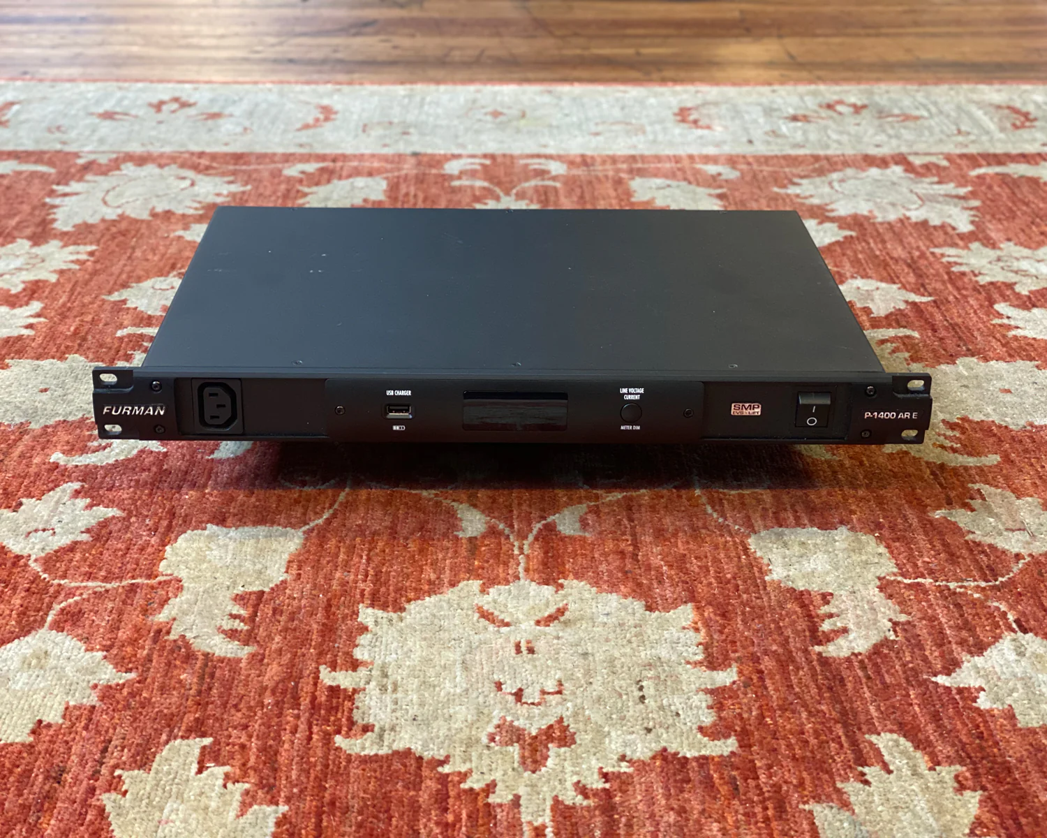 Furman P-1400 AR E 6A Prestige Voltage Regulator / Power Conditioner