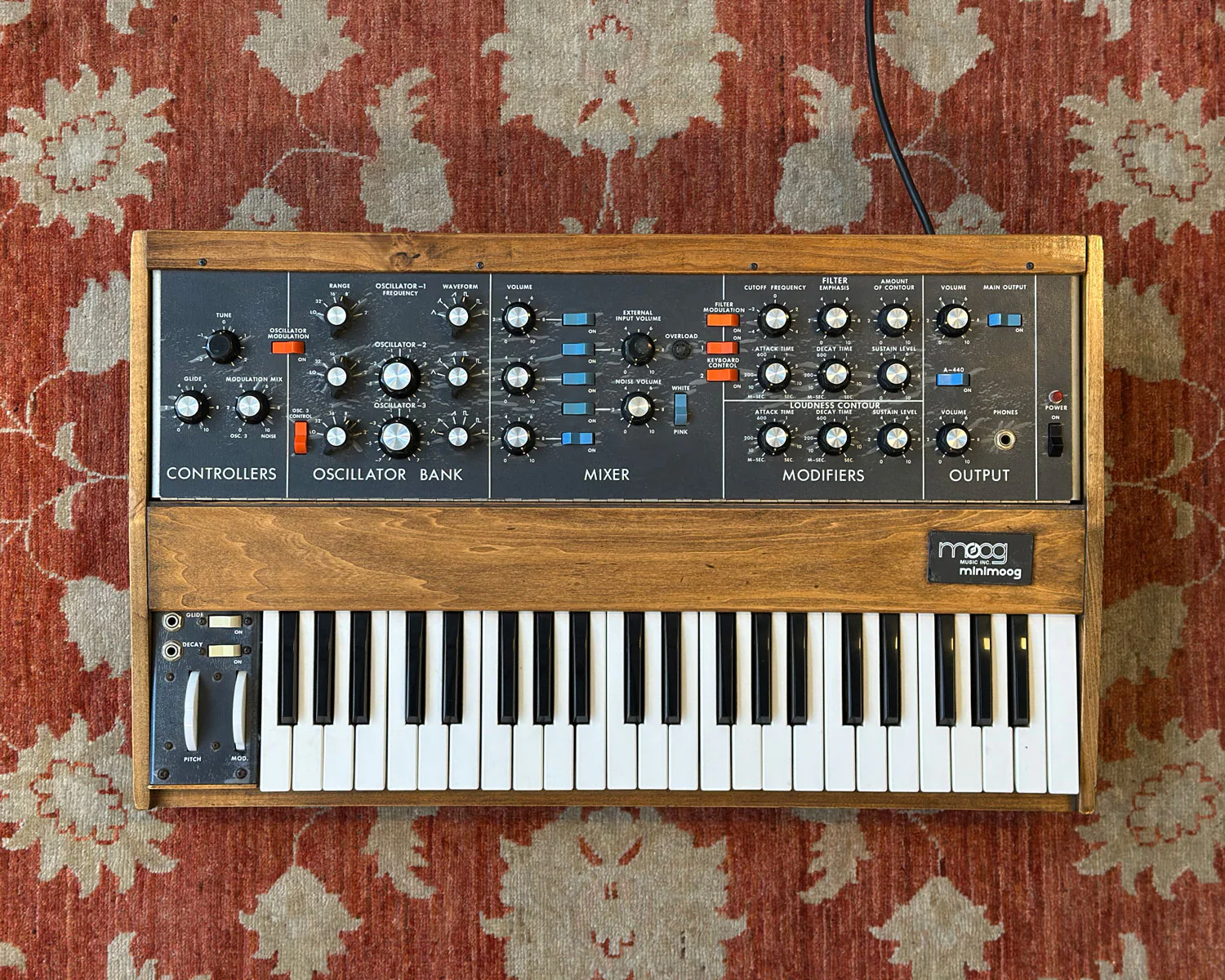 Original 1974 Minimoog Model D Monophonic Synthesizer - Image 2