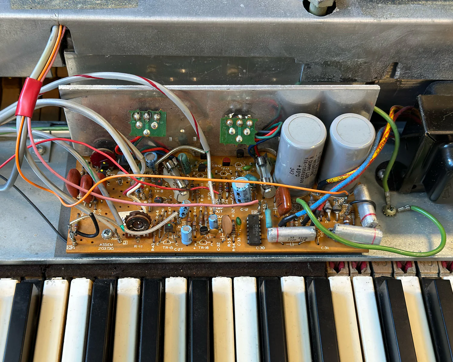 Vintage Wurlitzer 200A Student Electronic Piano - Image 10