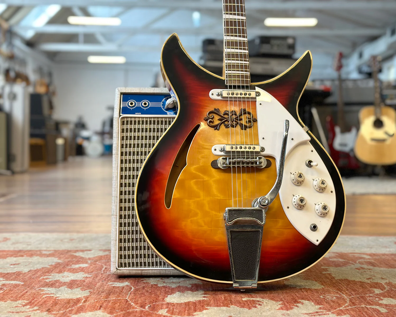 1960s Guyatone SG42T - R*ckenbacker Style Hollowbody - Made in Japan - Image 8