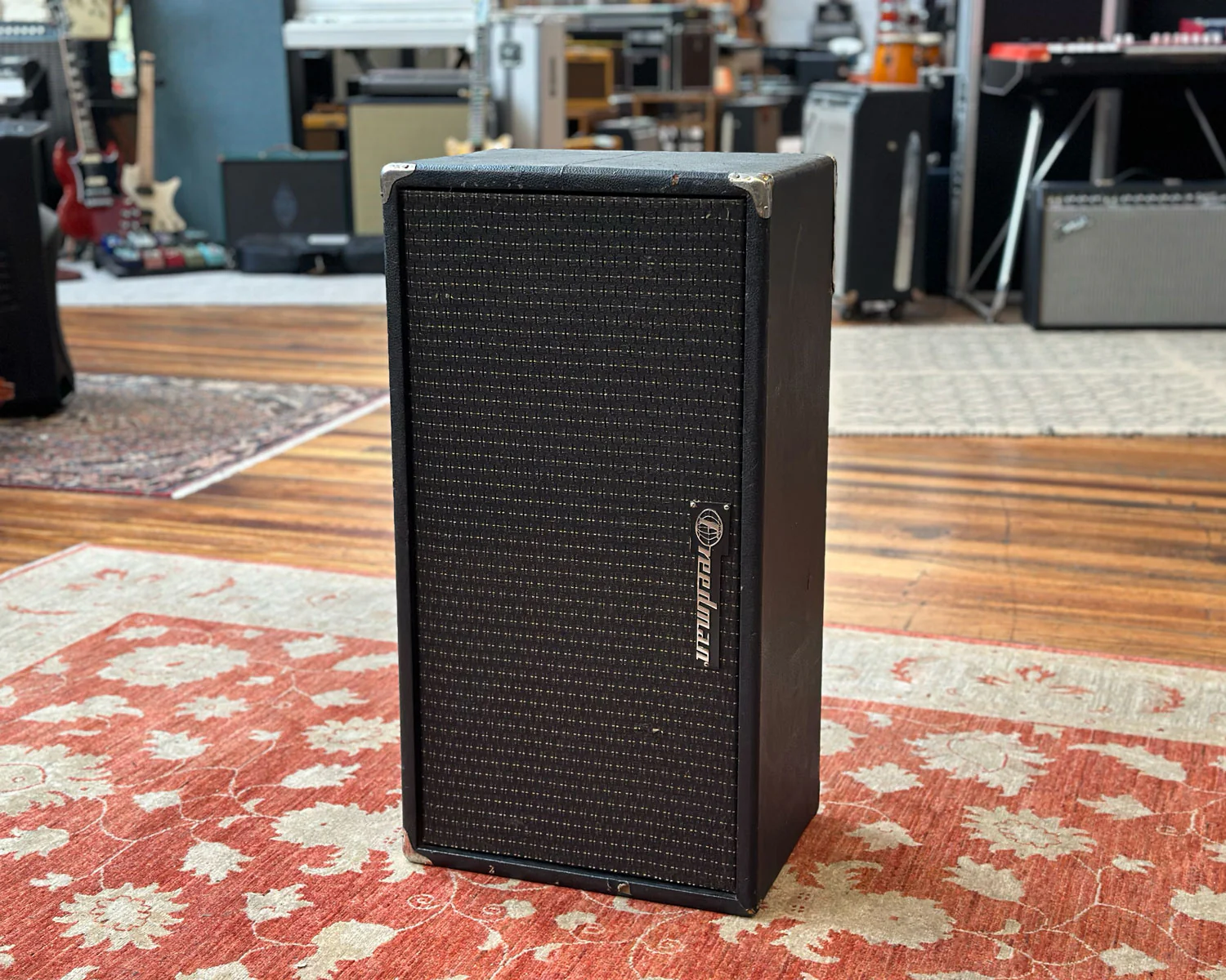 Freedman 180 Watt 2x8" & 1x12" Speaker Cabinet
