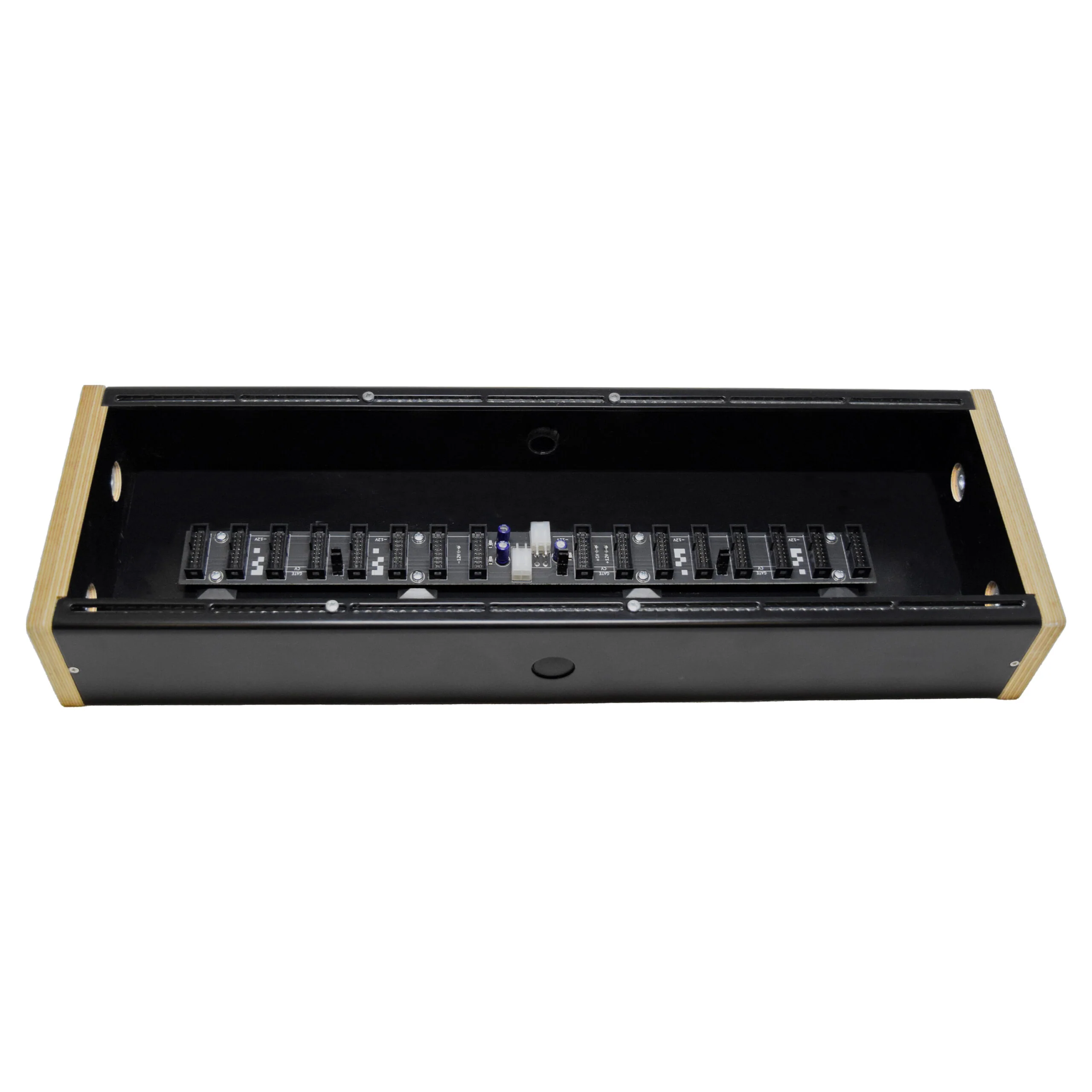 KOMA Elektronik Case 3U 84HP - Black (Powered) - Image 2