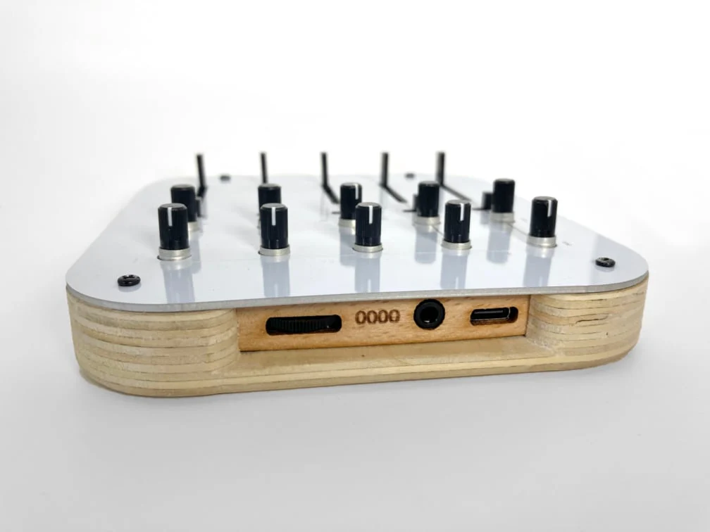 Crows Electromusic OVUM Analog Sound Explorer - Image 2