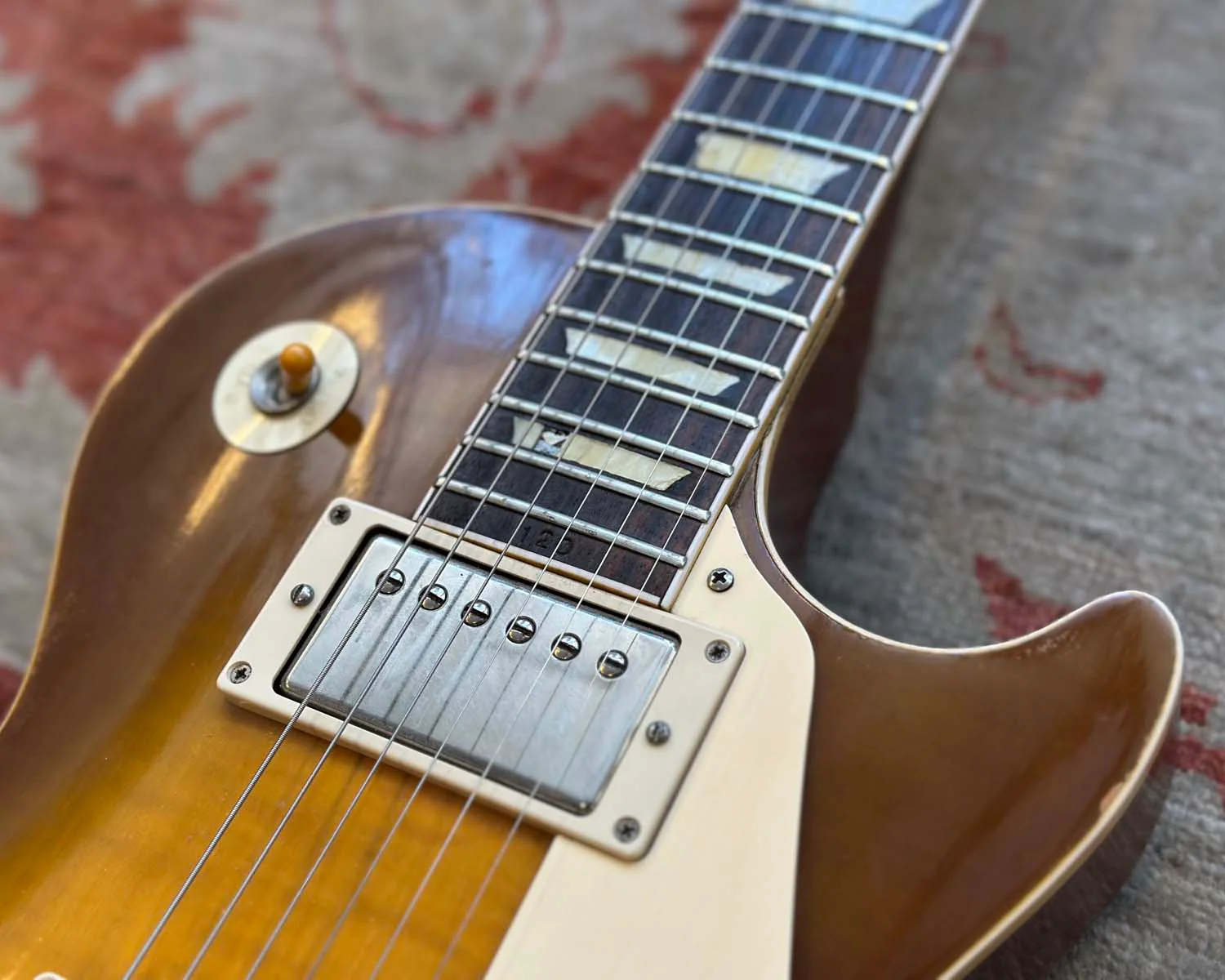 1980 Tokai Reborn Old - '58 Burst Lawsuit / LS-120 - Open Book Headstock w/ OHSC - Made in Japan (4.4kg) - Image 9