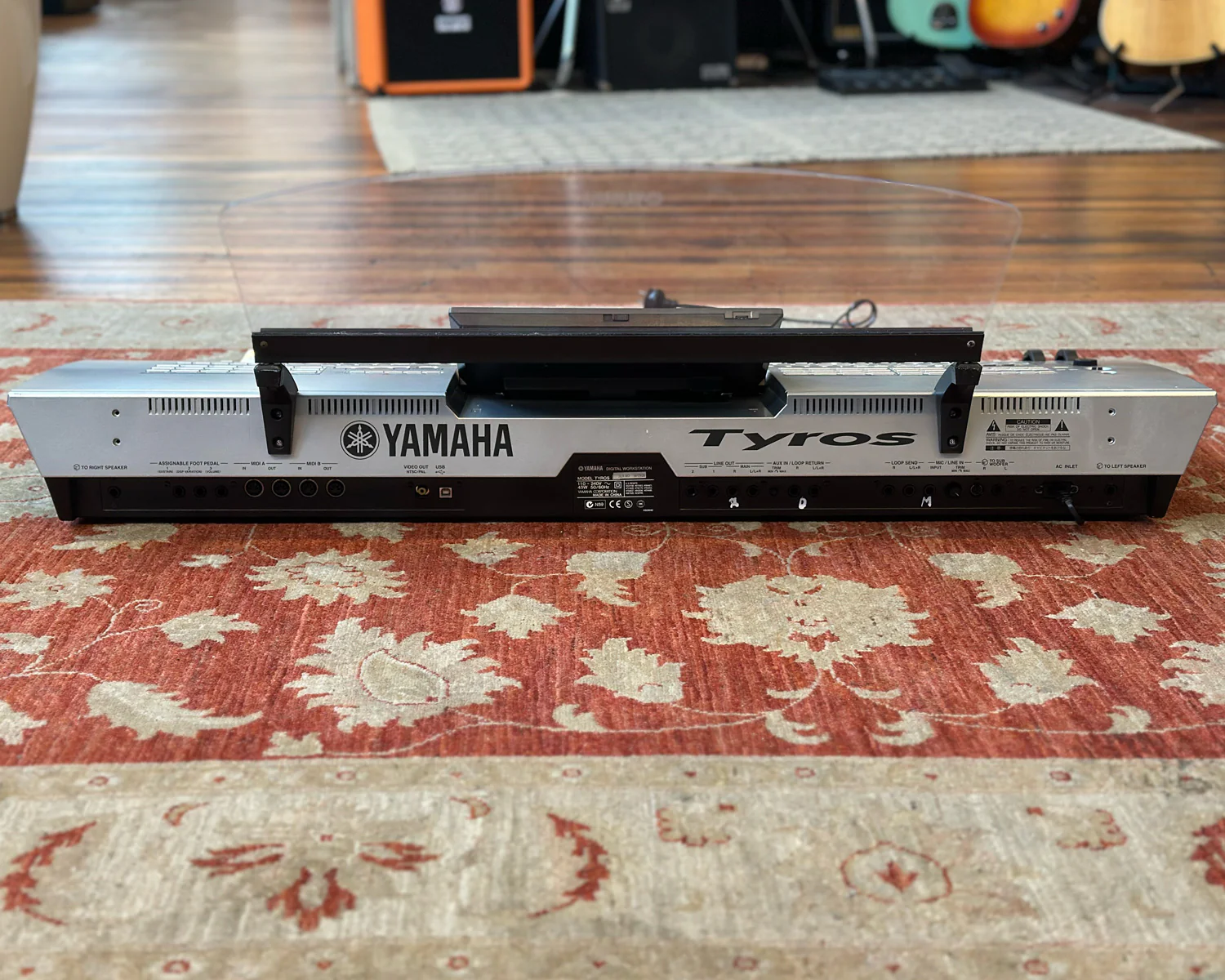 YAMAHA Tyros 1 61-key Arranger Workstation - Image 2