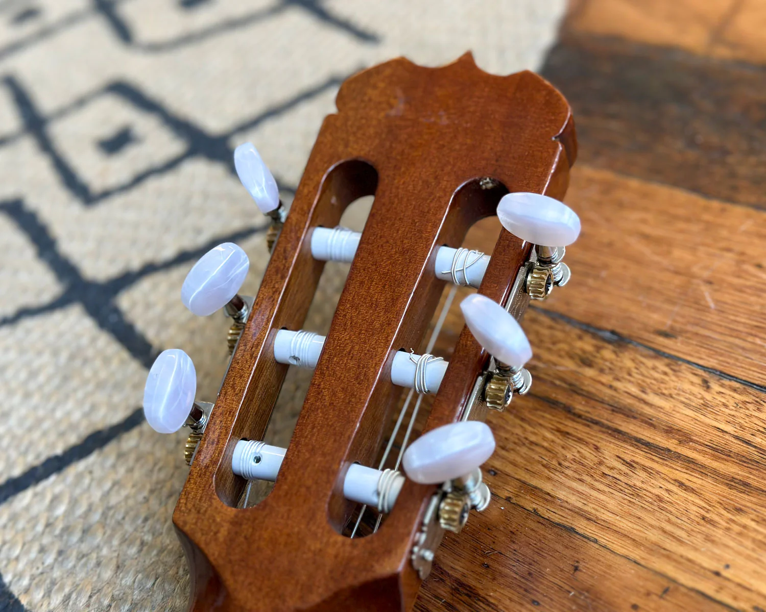 Made in Japan Fender FC-30 Classical Guitar - Solid Rosewood Back & Sides - Image 9