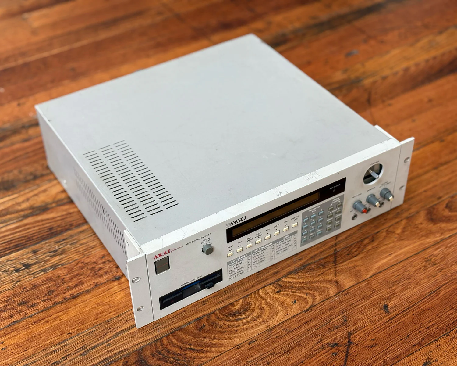 AKAI S950 Digital Sampler - Image 2