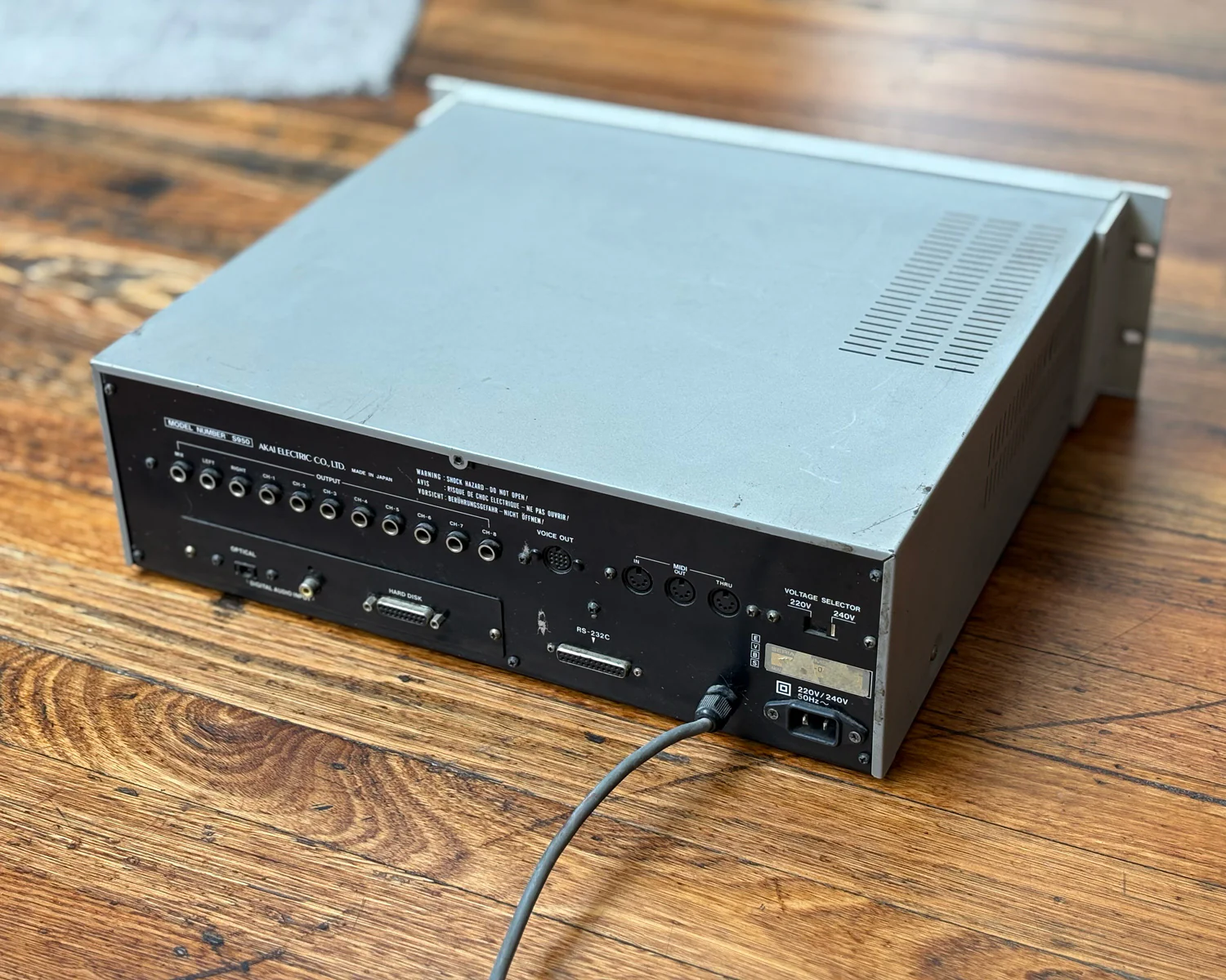 AKAI S950 Digital Sampler - Image 5