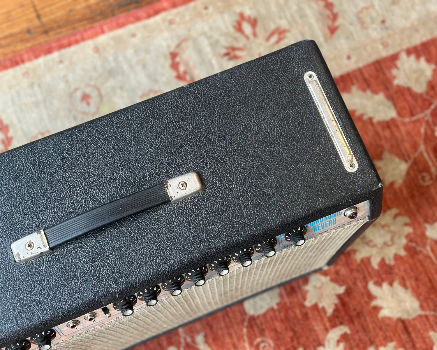 Fender Vibrosonic Reverb 100 Watt 1x15" Valve Combo - Image 7