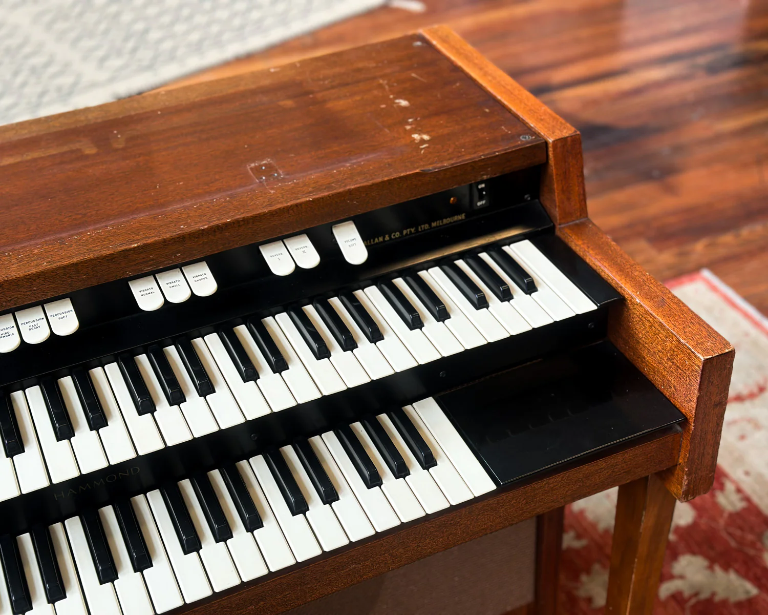 1962 Hammond L-102 Tonewheel Organ - Made in USA - Image 5