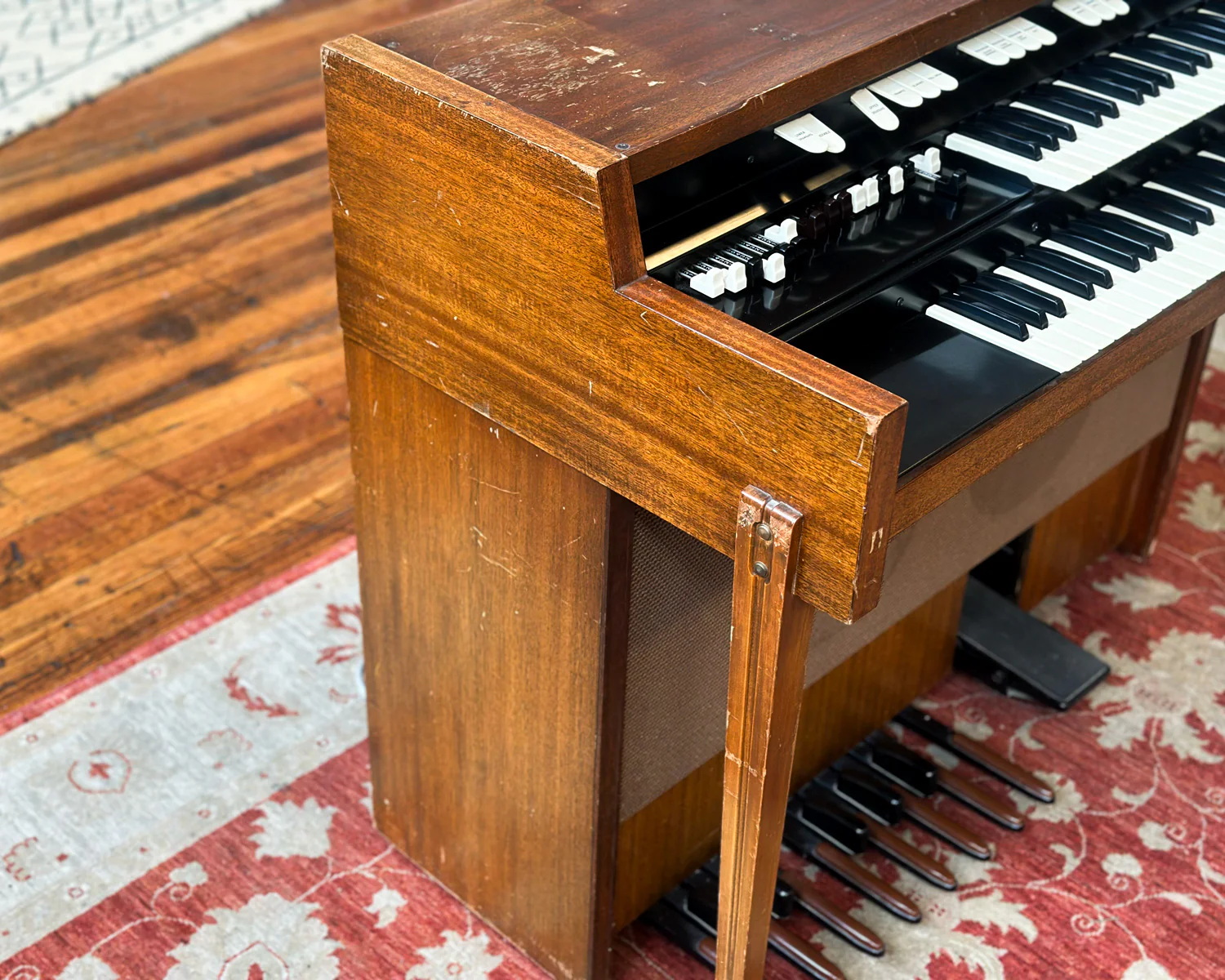 1962 Hammond L-102 Tonewheel Organ - Made in USA - Image 9
