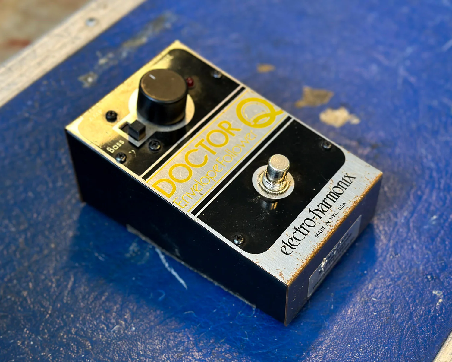 2002 Electro Harmonix Doctor Q Envelope Follower - Bent Steel Enclosure w/ Original Wooden Box and Paperwork - Image 3