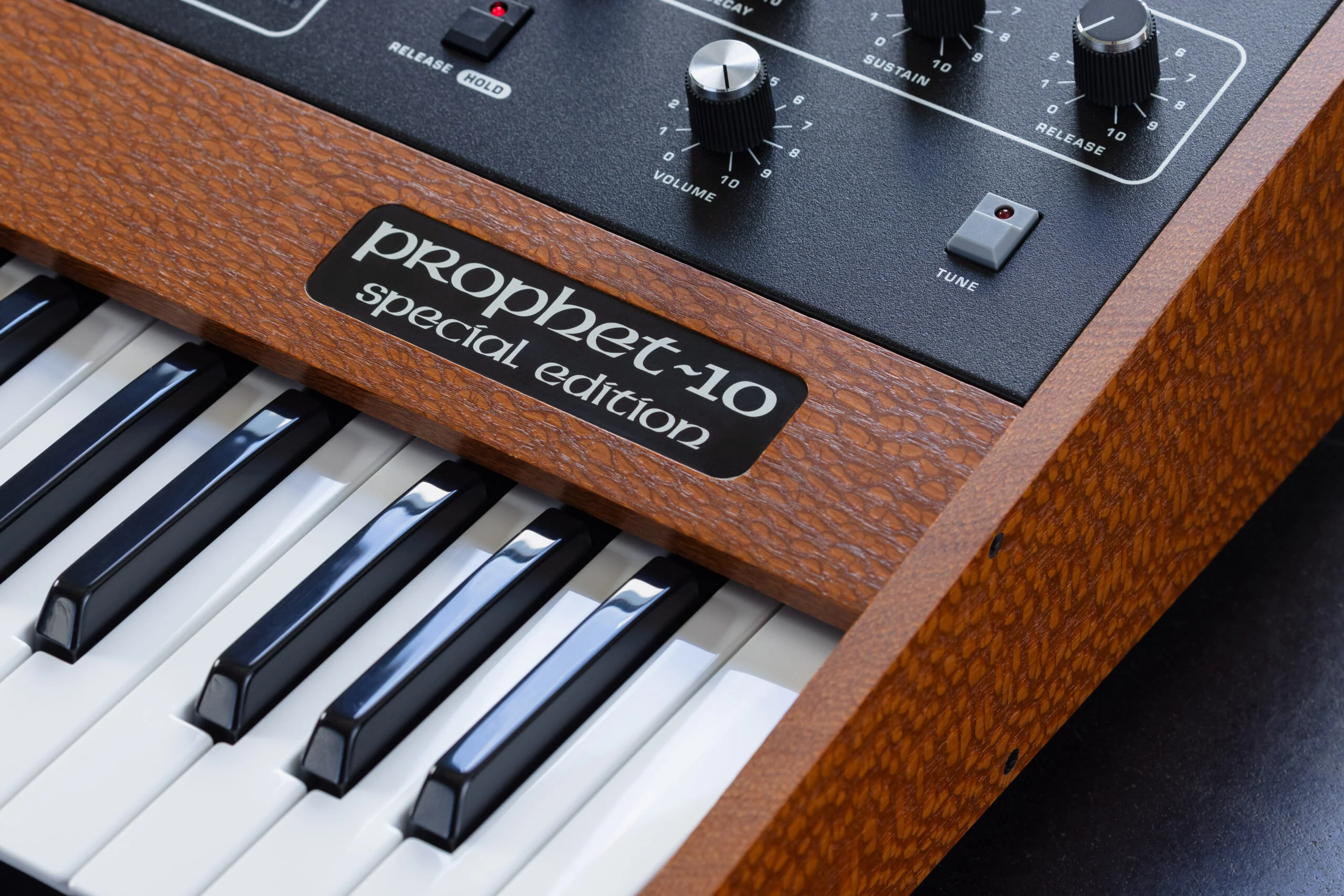 Sequential Prophet-10 Special Edition Lacewood Analogue Synthesizer - Image 4
