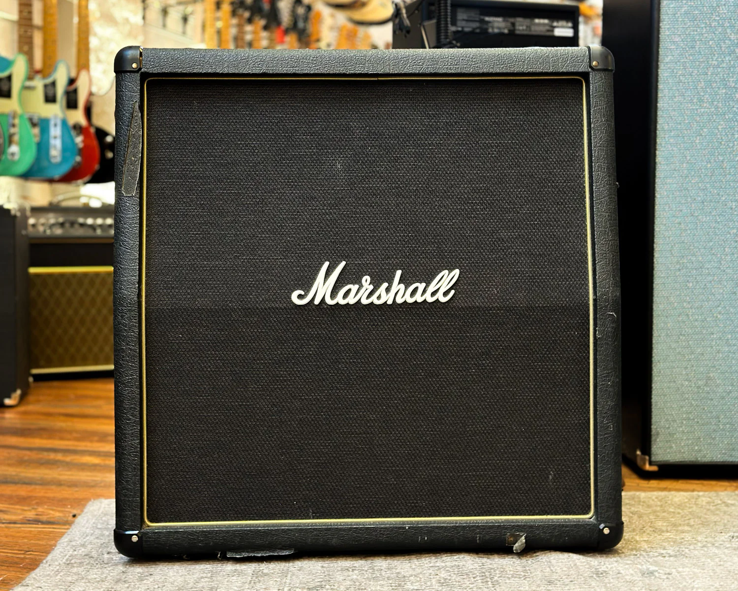 Marshall AVT412 200 Watt 4x12" 8Ω Speaker Enclosure - Made in the UK