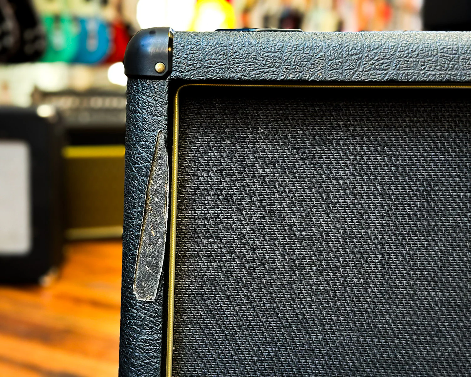 Marshall AVT412 200 Watt 4x12" 8Ω Speaker Enclosure - Made in the UK - Image 2