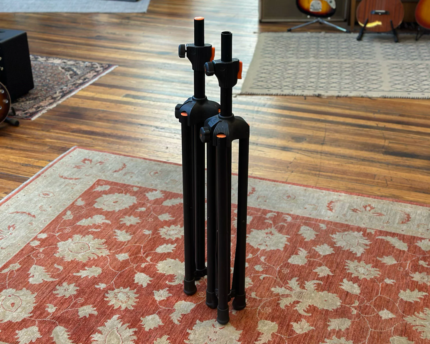 Bespeco Speaker Stand Pair - Image 3