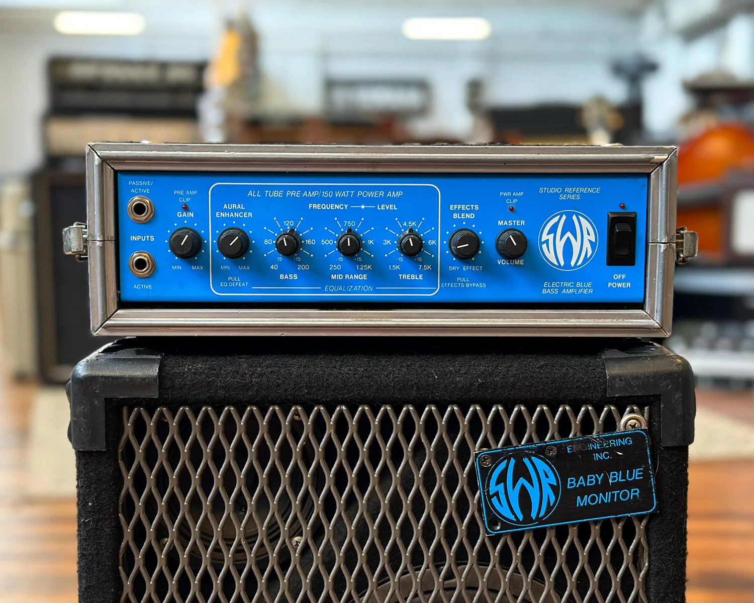 SWR Electric Blue 160 Watt Head With 2x10" Baby Blue Monitor - Image 3