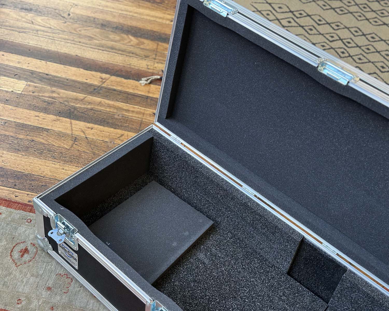 Safe Case ATA Flight Case for 73 Key Keyboard - Image 8