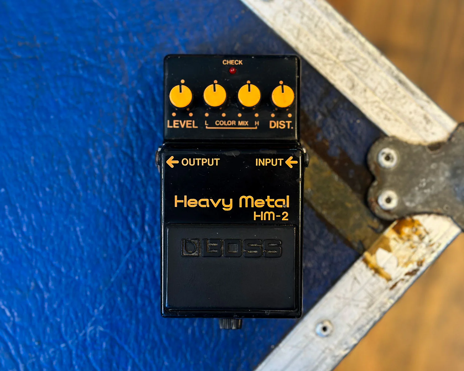 BOSS Black Label HM-2 Heavy Metal