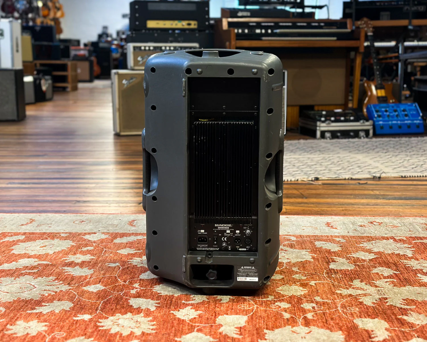 Mackie SRM450 v1 400 Watt Powered Speaker - Image 3