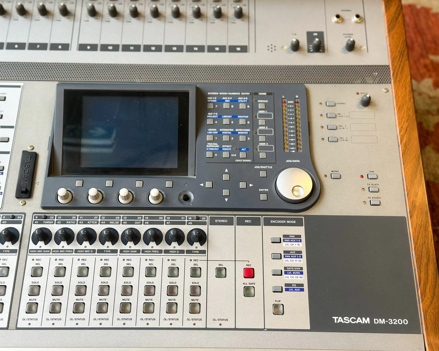 Tascam DM-3200 Digital Mixing Console w/MU-1000 Meter Bridge - Image 7
